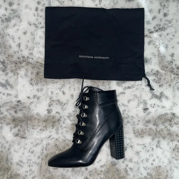 🆕 BNIB Sigerson Morrison | Valora Studded Lace Up Block Heel Booties | Black