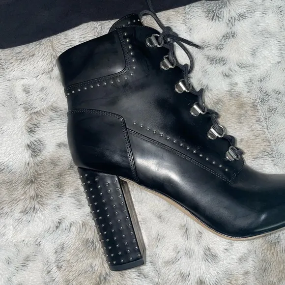 🆕 BNIB Sigerson Morrison | Valora Studded Lace Up Block Heel Booties | Black