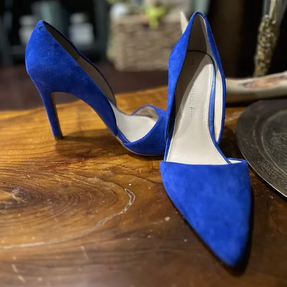 🤍 Cobalt blue suede pumps, 8 1/2 🤍