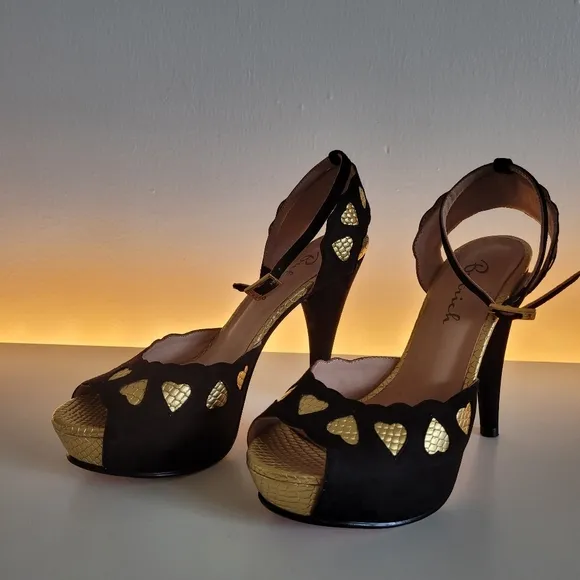 👠 Jessica Butrich Pumps