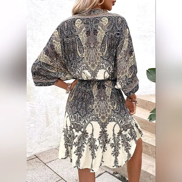 * NEW Boho Paisley Flowy Dress Floral Batwing Cream Black