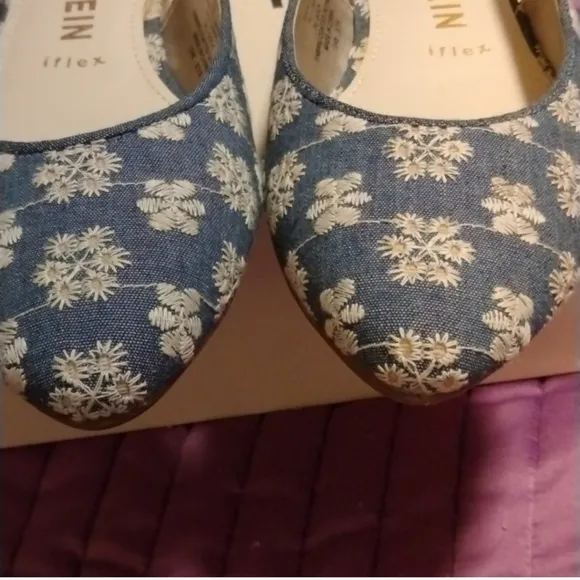 - NIB Anne Klein Espadrille &quot;Marta&quot; Slingback Daisy Blue Sandal Size 8