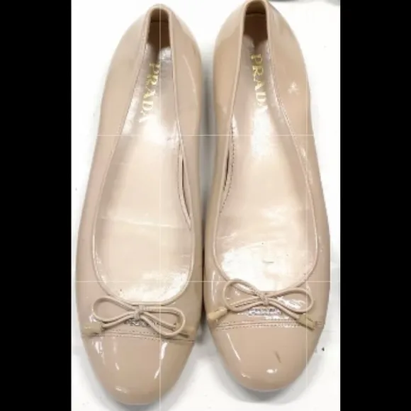 🩰 - 👠 🔥 PRADA Unique Beige patent leather ballerina 37 bow tie