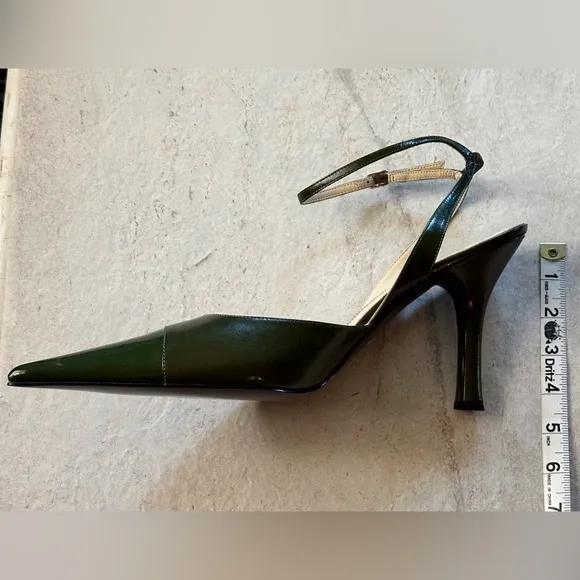 13 W  J Renee Elegant Green Women's Heel