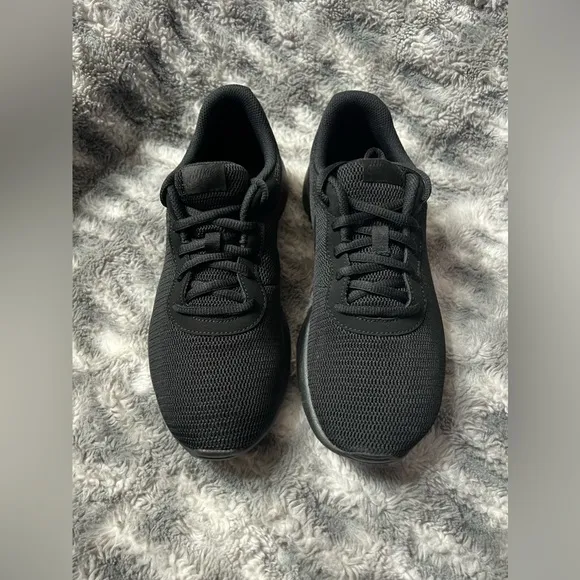 224: Nike Tanjun (GS) Black