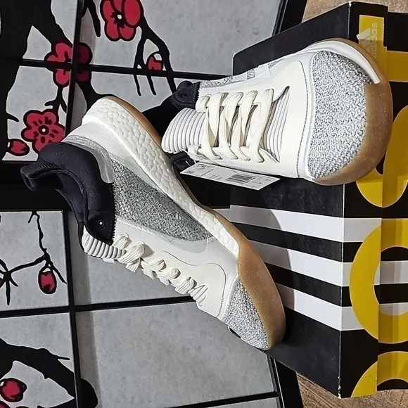 Adidas Marquee Boost Low Top Shoes NWB 6.5