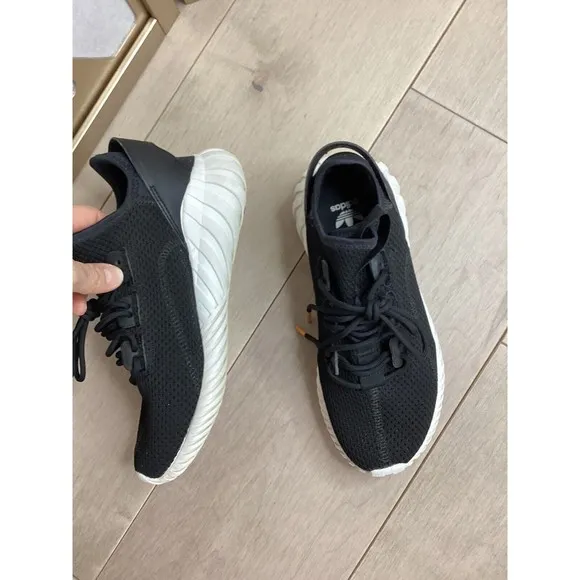 Adidas Mens 5.5  Eu 38 Black Tubular Doom Sock Primeknit Sneaker Shoes BZ0332