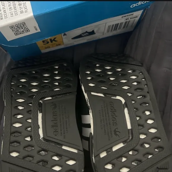 Adidas NMD_R1 Toddler's Shoes Core Black/Cloud White