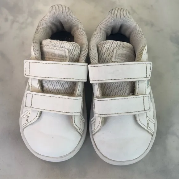 Adidas Retro Grand Court Shoes white sneakers Size 5K