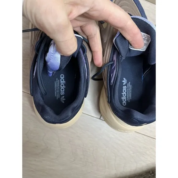 Adidas Women Shoes OZELIA Sneakers 6.5 Blue Brown