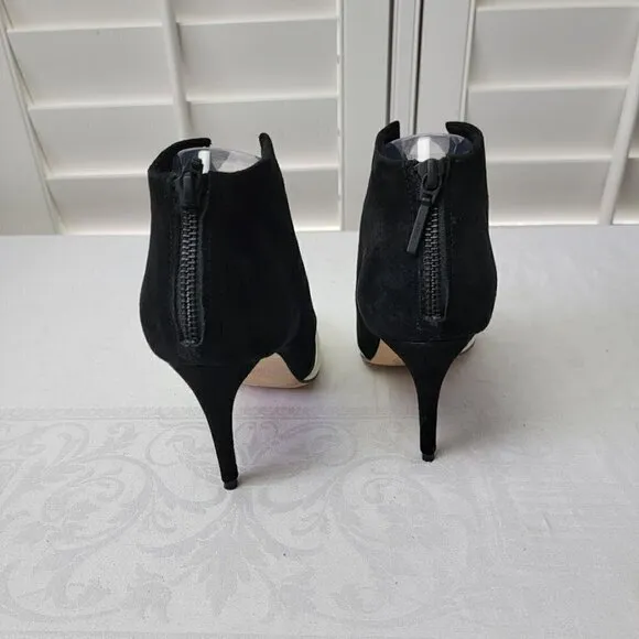 Aerin Sz 7 Open Toe Peep Slit Sandal Black White