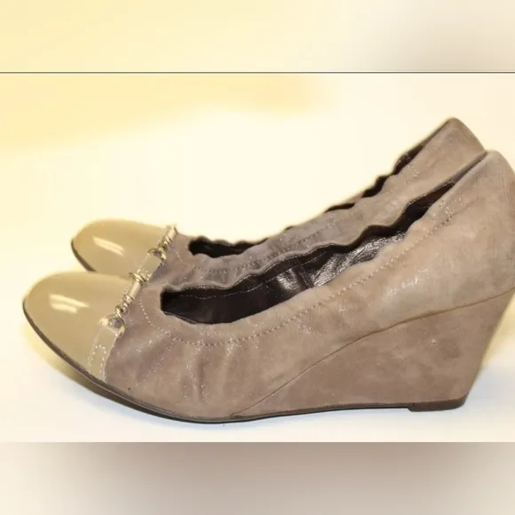 AGL Captoe Taupe Leather Wedge Pumps Italy Made Shoes 8