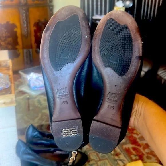 😎AGL Monika Cap Toe Ballet Flat, size391/2 , *buckle strap 😎 leather flats