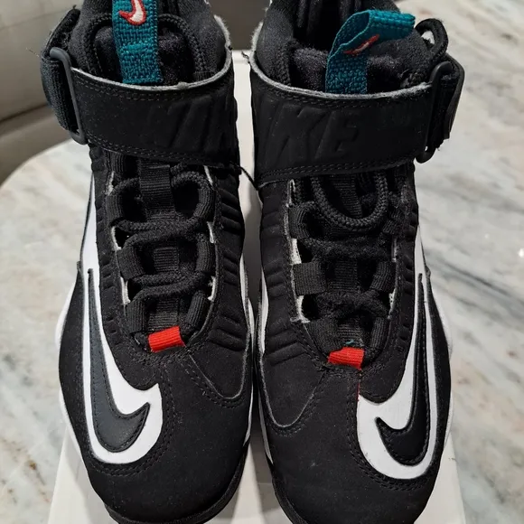 Air Griffey Max 1 Black White Shoes