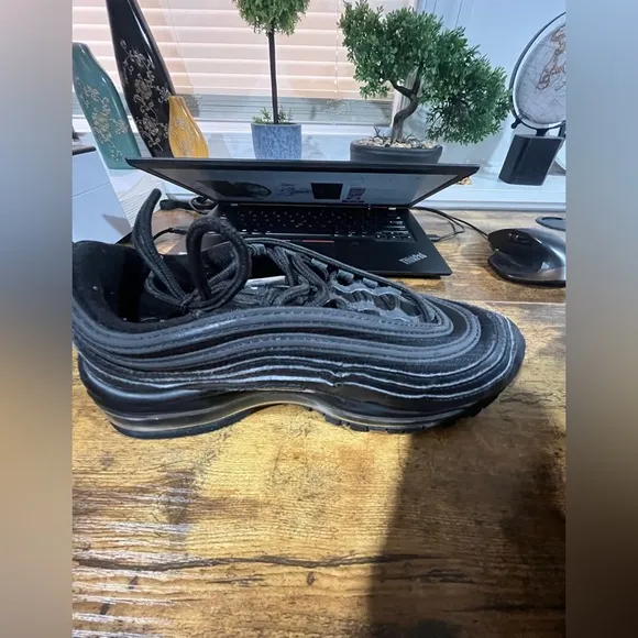 Air Max 97 triple black big kids size 5.5