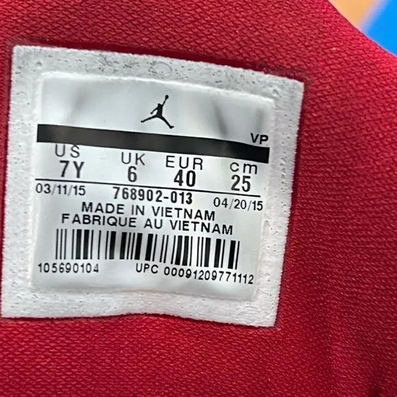 Air Jordan Youth New School GS Shoes 768902-013 Black/Red Boys Youth Size 7Y.