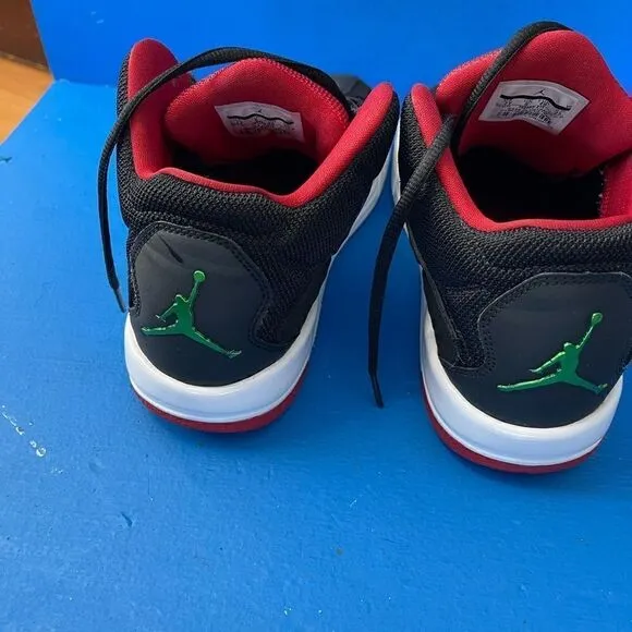 Air Jordan Youth New School GS Shoes 768902-013 Black/Red Boys Youth Size 7Y.