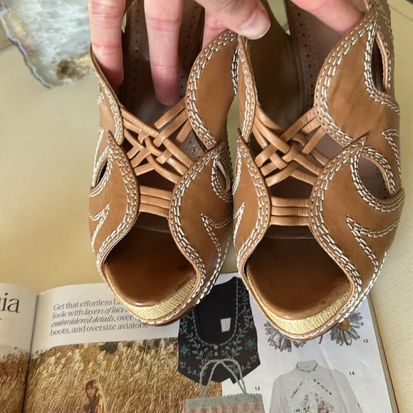 Alaia Paris boho brown leather platform Y2K peep toe slingback high heels 8