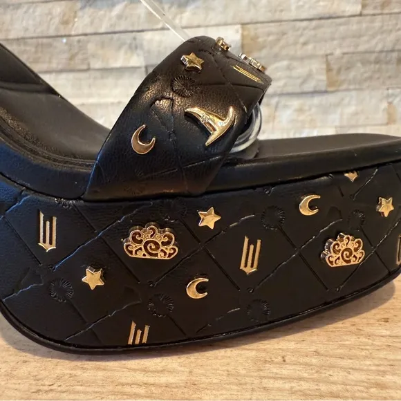 Aldo x Wicked Takeflight Size 8.5M Women’s Black Platform Block Heel Sandal NEW