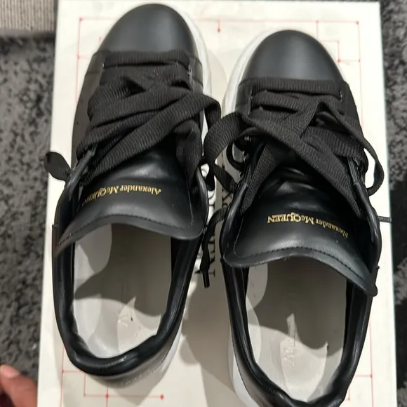 Alexander mcqueen