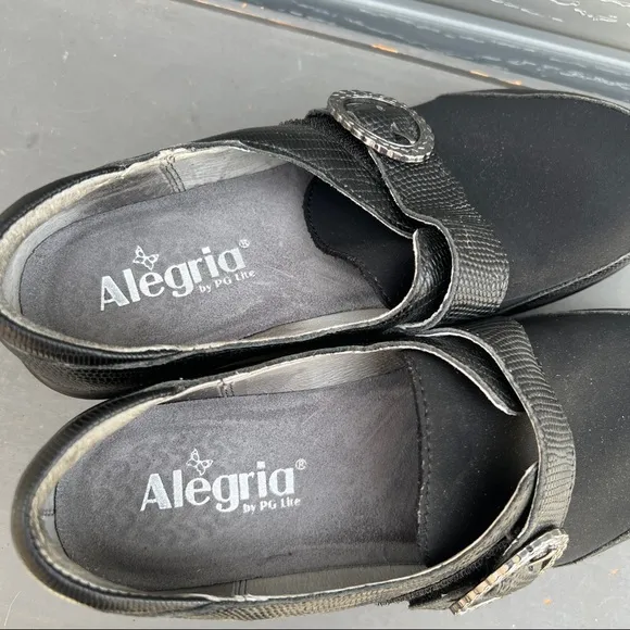 Algeria Holli black heeled shoes