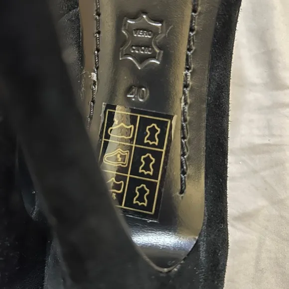 Alice Olivia Dominique tie ankle heels in black color Size 9.5