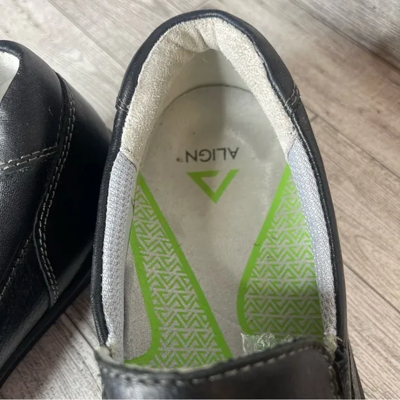 ALIGN By Nurse Mates Black Trayton Flat Shoes Size 8