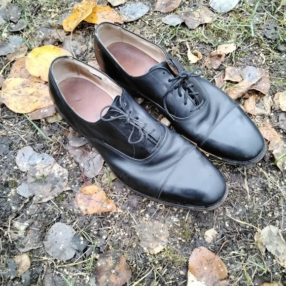 Allen Edmonds black shoes. Size 12d🖤