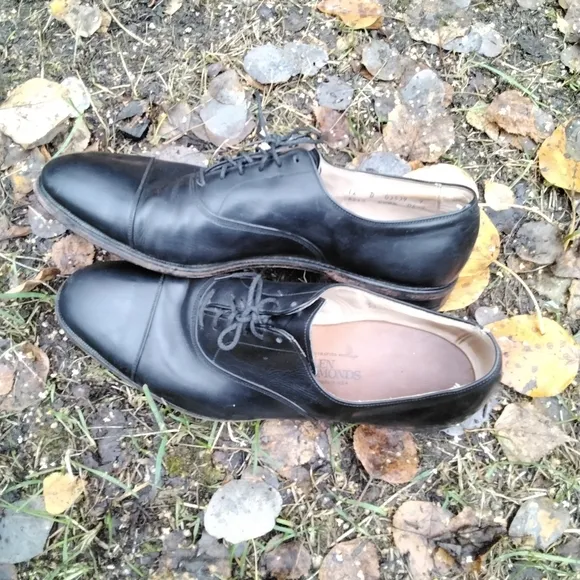 Allen Edmonds black shoes. Size 12d🖤