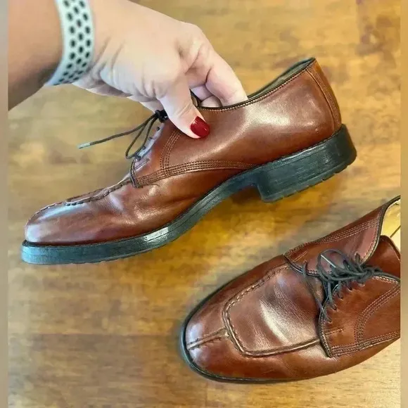 Allen Edmonds Dellwood Brown Dress shoes size 8.5