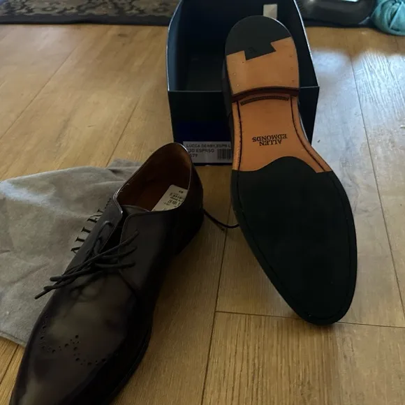 Allen Edmond’s lucca size 13. Brand new in box $400