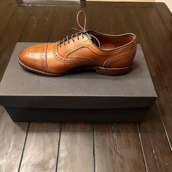 Allen Edmonds Walnut Strand cap-toe oxford dress shoe, 8E, like new