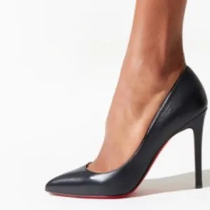 AMPUTEE ONE SHOE ONLY Christian Louboutin Women’s Sz 38 1/2 Black Stiletto
