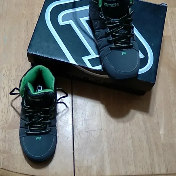 And1 thunder mid basketball shoes