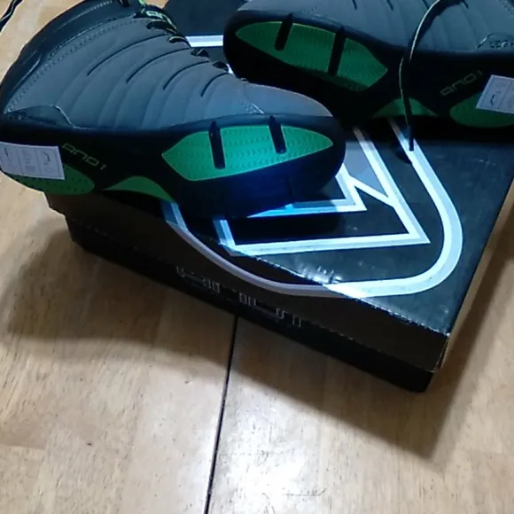 And1 thunder mid basketball shoes