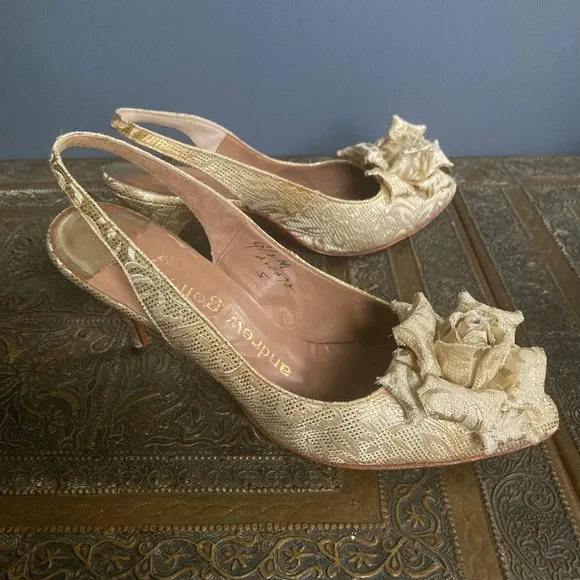 Andrew Geller heels shoes size 9.5 VTG gold rose slingback bridal kitten heel