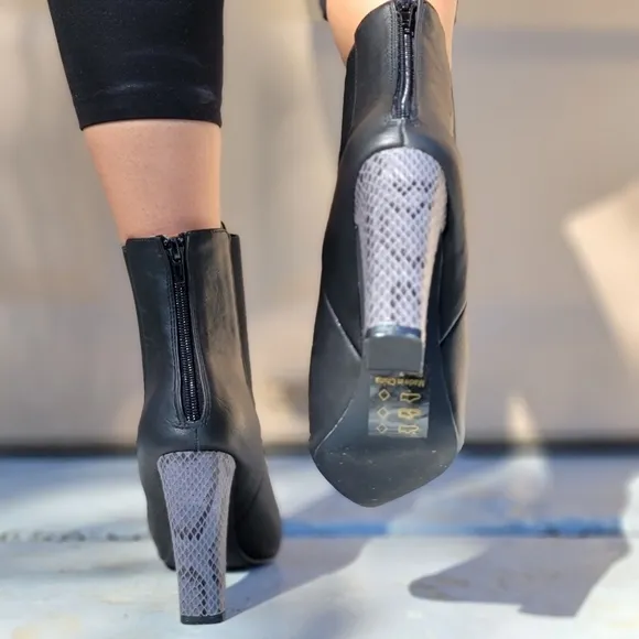 Ankle Zip Boots Pointed Toe Chunky Printed Block Heels