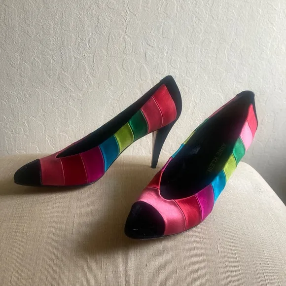 Anne Klein Vtg 80’s Velvet &amp; Satin rainbow high heels PRIDE shoes 8 mob punk 70s