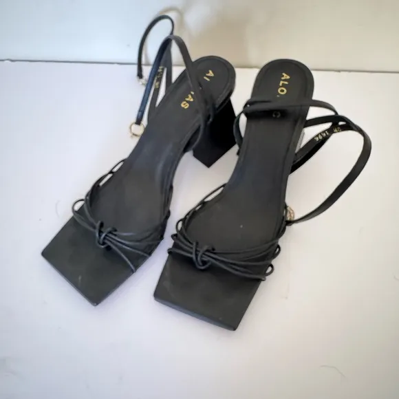 Anthropologie ALOHAS Cactus Sandals Total Black Leather Chain 39