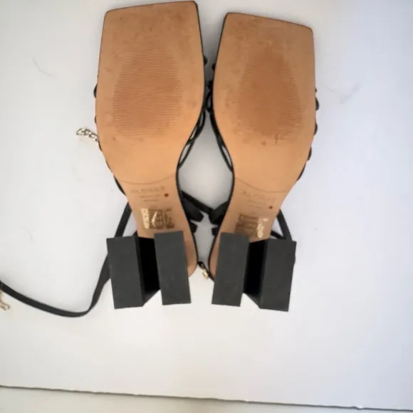 Anthropologie ALOHAS Cactus Sandals Total Black Leather Chain 39