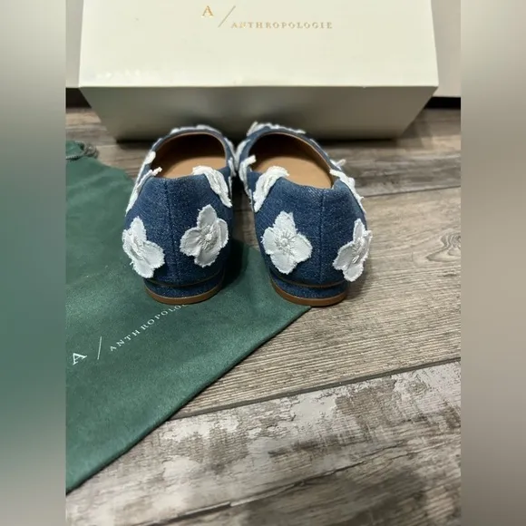 Anthropologie Dark Denim White Floral Applqe Ballet flats shoes TJL-20-6