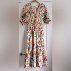 Anthropologie Felipa Maxi Dress EUC Ikat Tiered Smocked Floral Puff Sleeve
