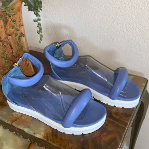ANTHROPOLOGIE MAEVE puffy blue leather sandals, zip back, platform. 39 EUC