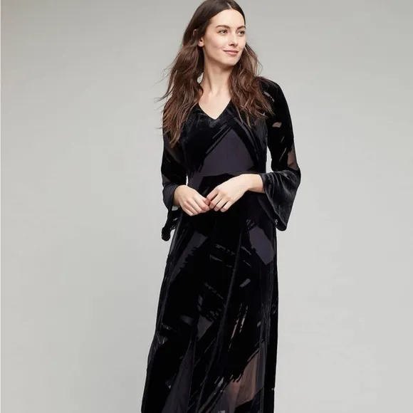 ANTHROPOLOGIE X Seen Worn Keep Selina Velvet Maxi Black Dress SZ 10