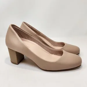 Antonia Saint New York All Day Night Nude Heels Pumps Size 8 B Comfort Shoes