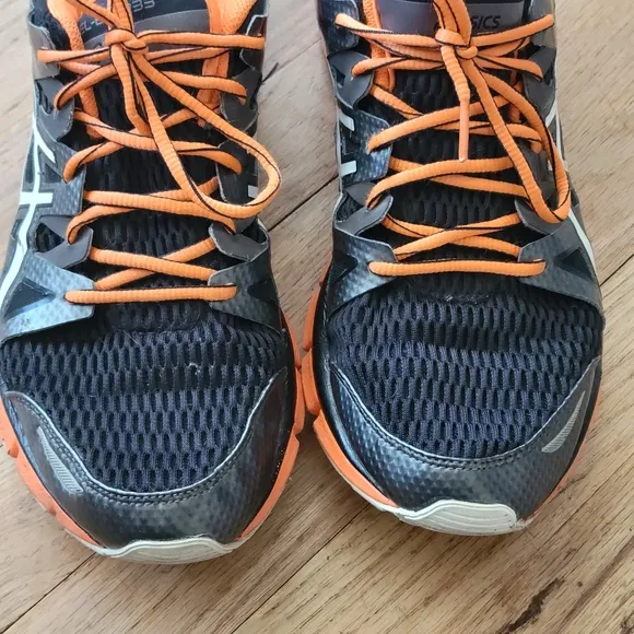 ASICS Sz 11 Mens Orange and Black Running Shoes