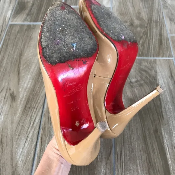 Authentic Christian Louboutin Tan Stiletto Heels with Signature Red Sole