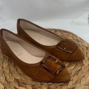 Avellim genuine suede uppers made in Italy Elegant Brown Suede Flats with Buckle