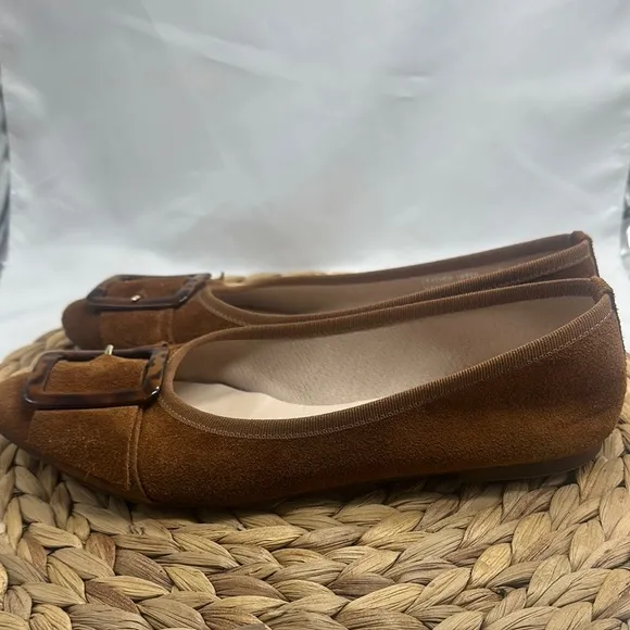 Avellim genuine suede uppers made in Italy Elegant Brown Suede Flats with Buckle