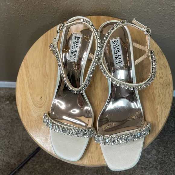 Badgley Mischka Ankle Strap Heeled Champagne Colored Rhinestone Heels Sandals